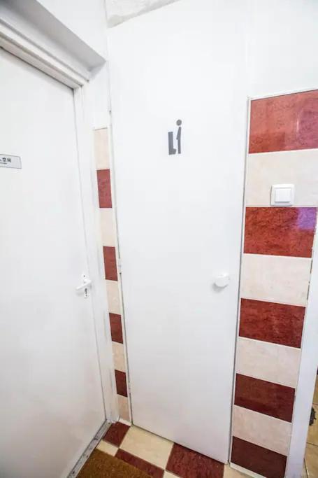 Keleti Apartment City Center Big Flat Bedroom Private Use Будапеща Екстериор снимка