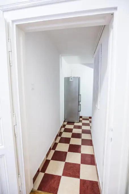Keleti Apartment City Center Big Flat Bedroom Private Use Будапеща Екстериор снимка