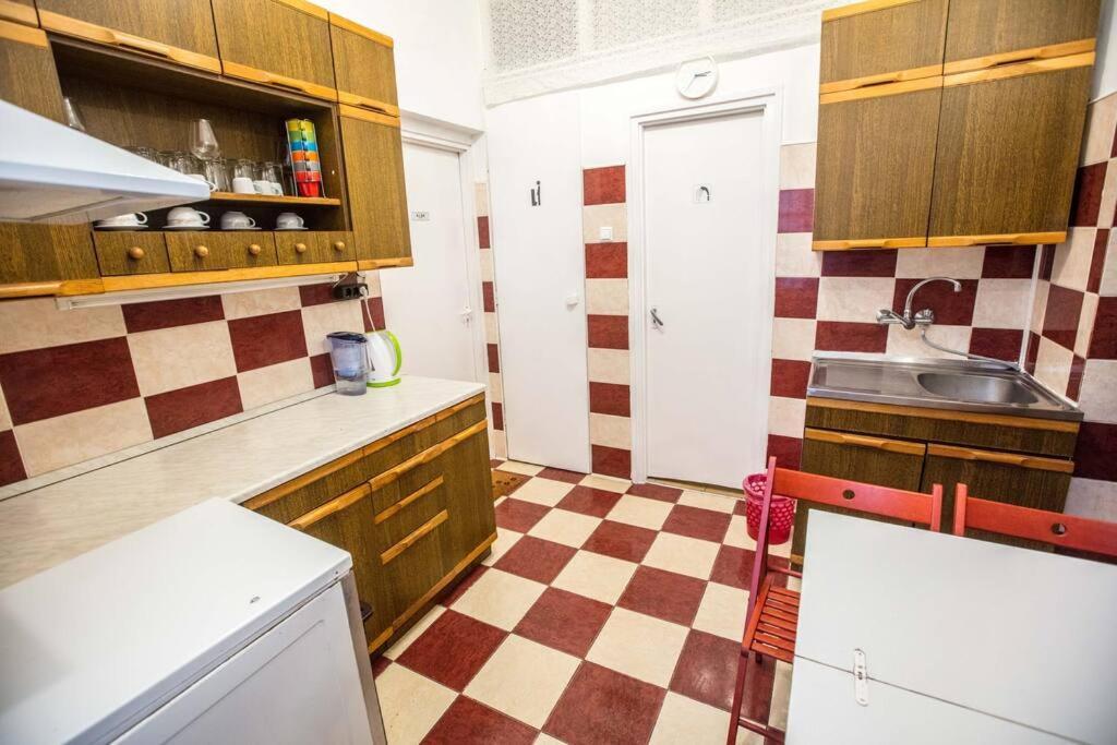 Keleti Apartment City Center Big Flat Bedroom Private Use Будапеща Екстериор снимка